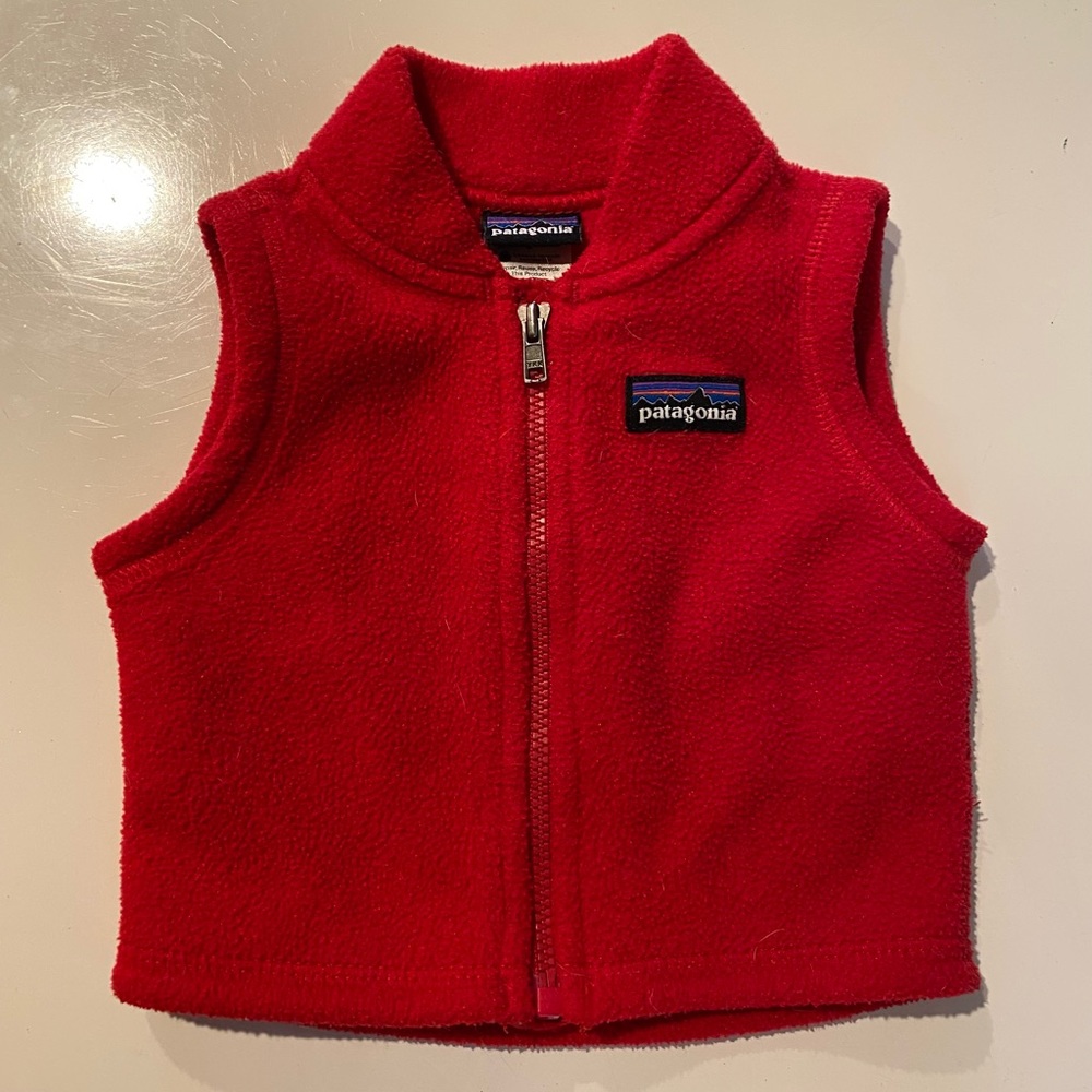 VGUC Patagonia Newborn Baby Red Fleece Vest 0 mo